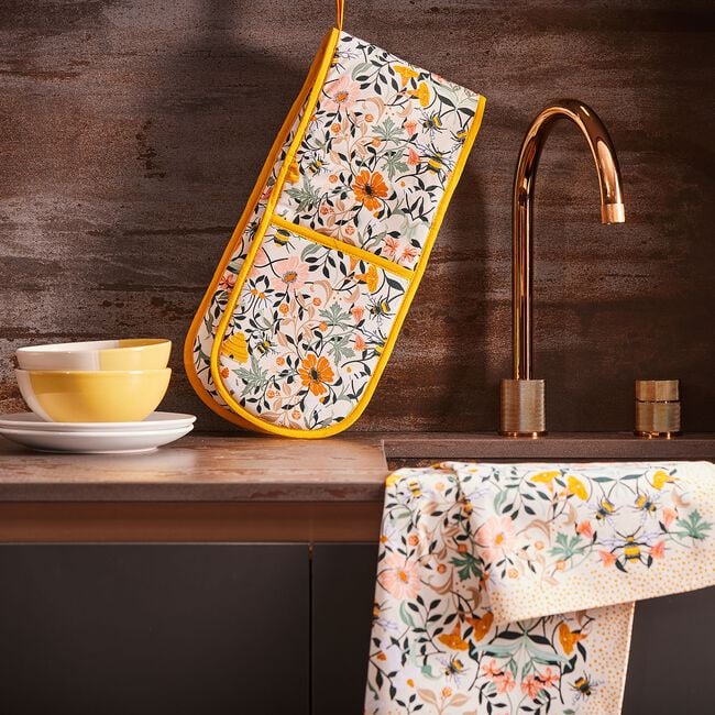 Ulster Weavers Bee Bloom Double Oven Glove