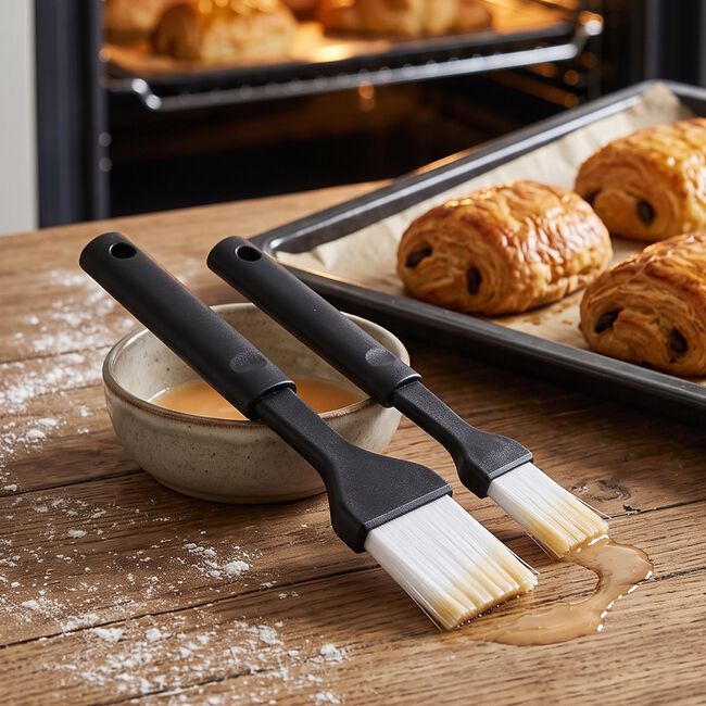 La Cucina 2-Piece Pastry Brush