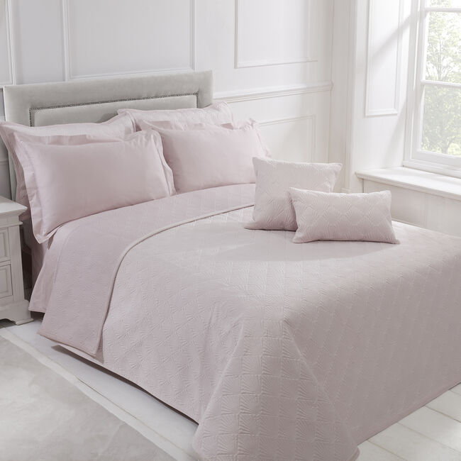 Quilted Hotel Velvet Bedspread 220 x 230cm - Blush