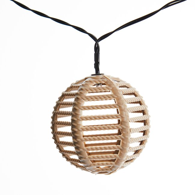 10 Natura Rattan Ball Solar String Lights