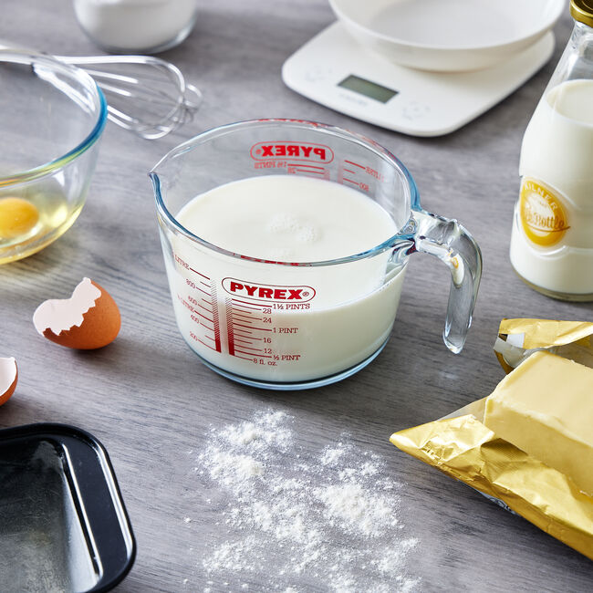 Pyrex® Classic 1L Measuring Jug 