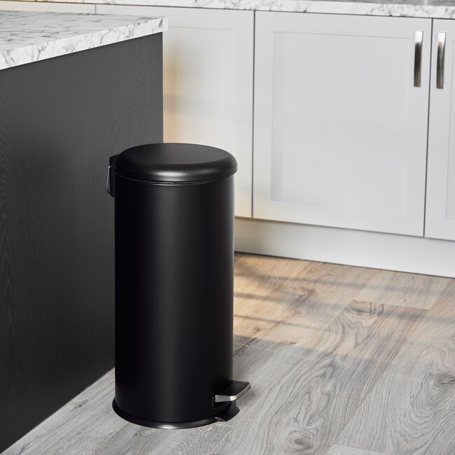 30L Forma Matt Black Kitchen Pedal Bin