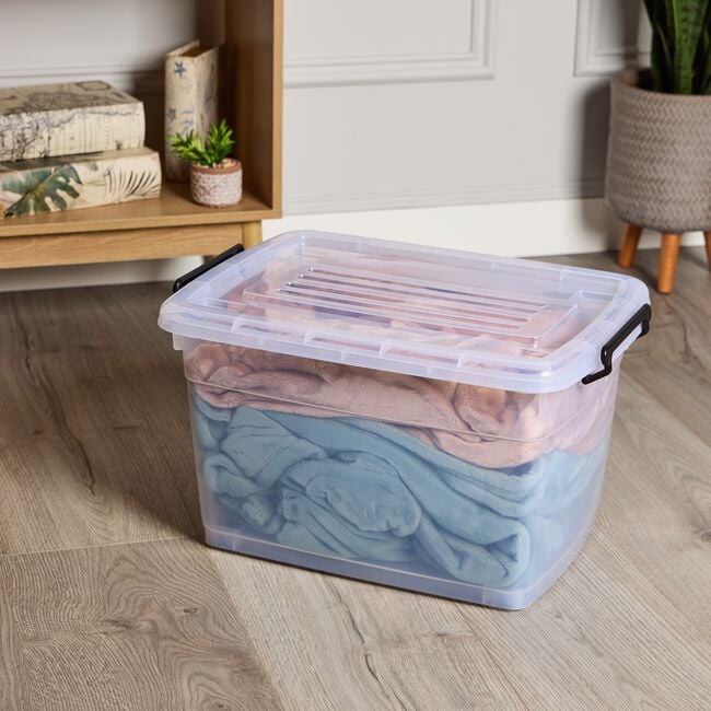 Storage Master 46L Rolling Storage Box & Lid