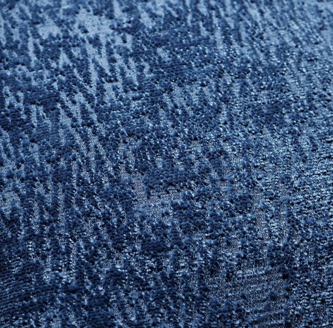 DISTRESSED CHENILLE NAVY 45x45 Cushion