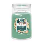 Yankee Candle® Holiday Winterfest 567g Candle Jar