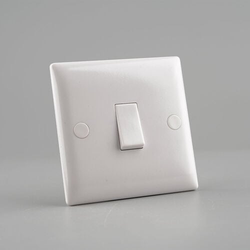 1 Gang 2 Way Switch Plate - White