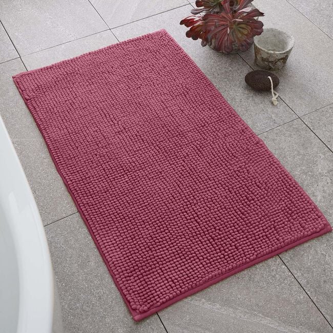 CATHERINE LANSFIELD RASPBERRY BOBBLE 50x80cm Bath Mat