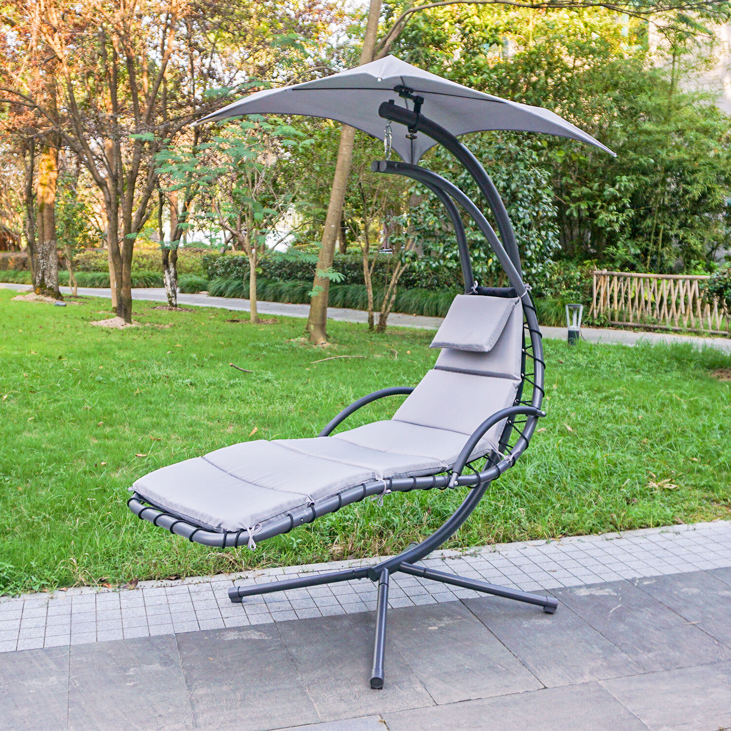Relaxing Hammock With Shade Covering 
