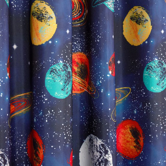 BLACKOUT & THERMAL FAR OUT MULTI  66X54 Curtain