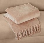 Ruane Tassel Fleece Throw 150cm x 200cm