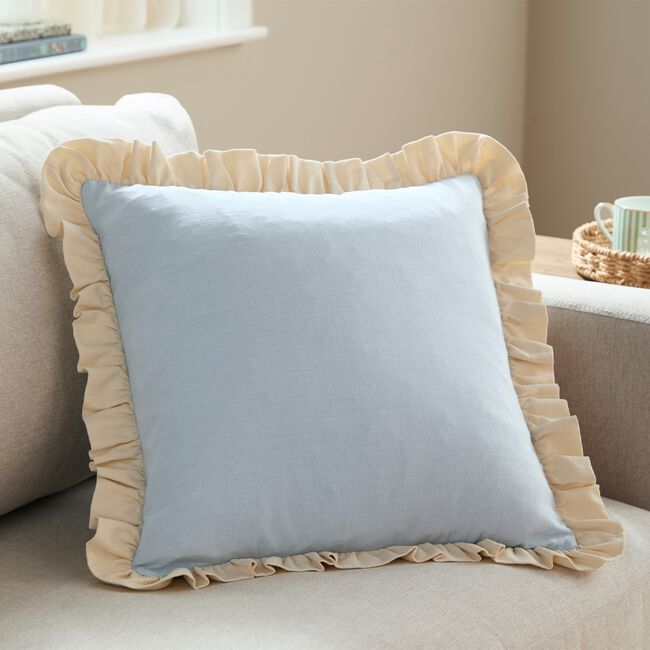 WYLDER EFFIE SKY BLUE / VINTAGE CREAM 45x45 Cushion