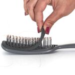 Cosmetic Club Easy-Clean Hair Brush