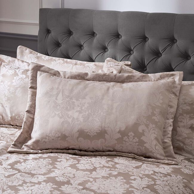 CATHERINE LANSFIELD DAMASK JACQUARD CHAMPAGNE 50x75cm Pillowshams