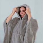 NICOLE DAY FAUX FUR HOODIE BLANKET Grey