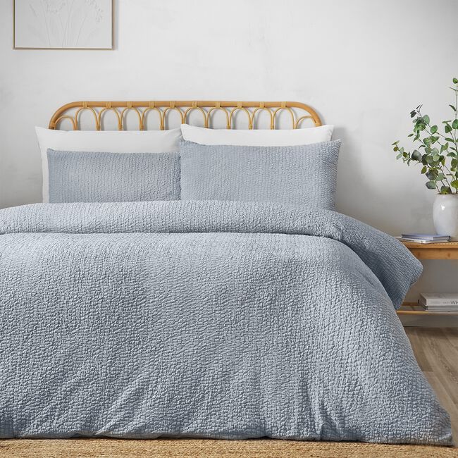 CATHERINE LANSFIELD SINGLE DUVET COVER Crinkle Seersucker Blue