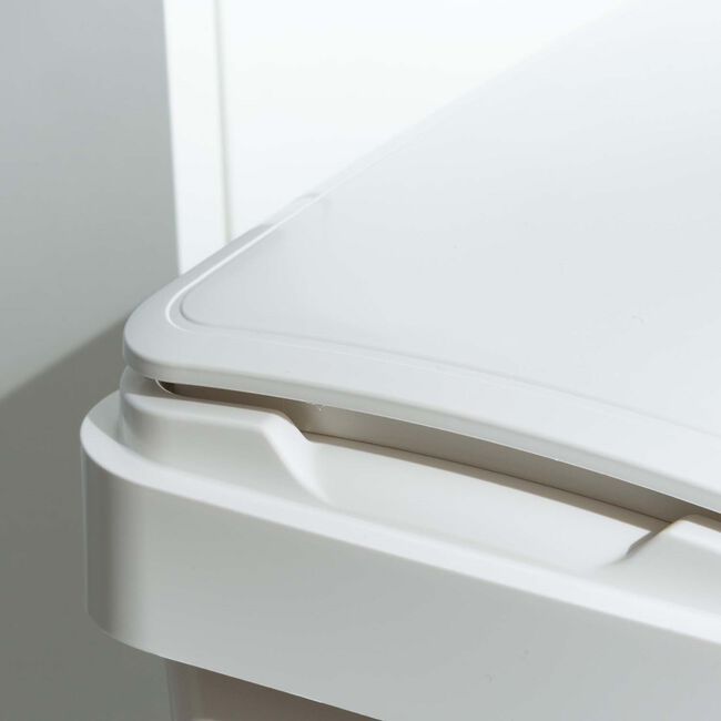 Casa Snow White Slim Swing Bin 25L