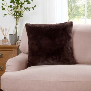 CHATHAM FUR CAPPUCINO 45x45 Cushion