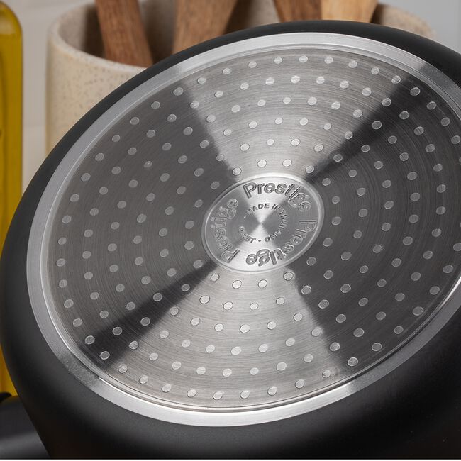 Prestige Heavy Weight 3.8L Saucepan With Lid 20cm