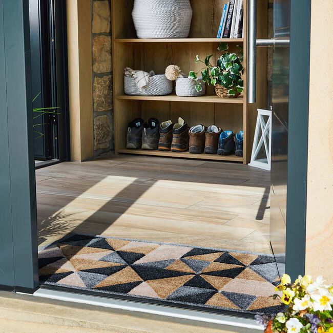 JVL Solemate Hand Carved Trimertric Door Mat 