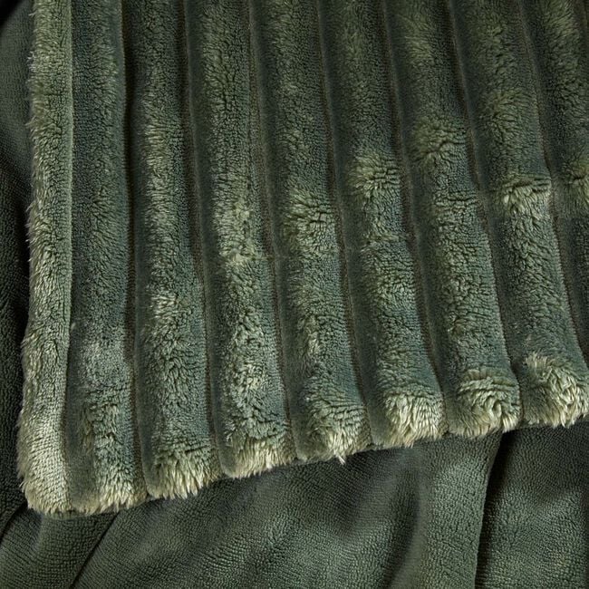 RUANE CORD VELVET GREEN 150x200cm Throw 