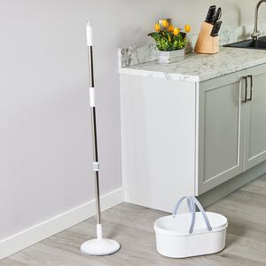 Gleam Clean Sheen Flat Tornado Mop