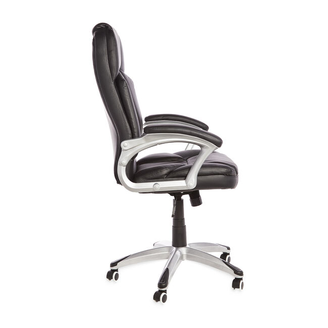 Black Deluxe Office Chair