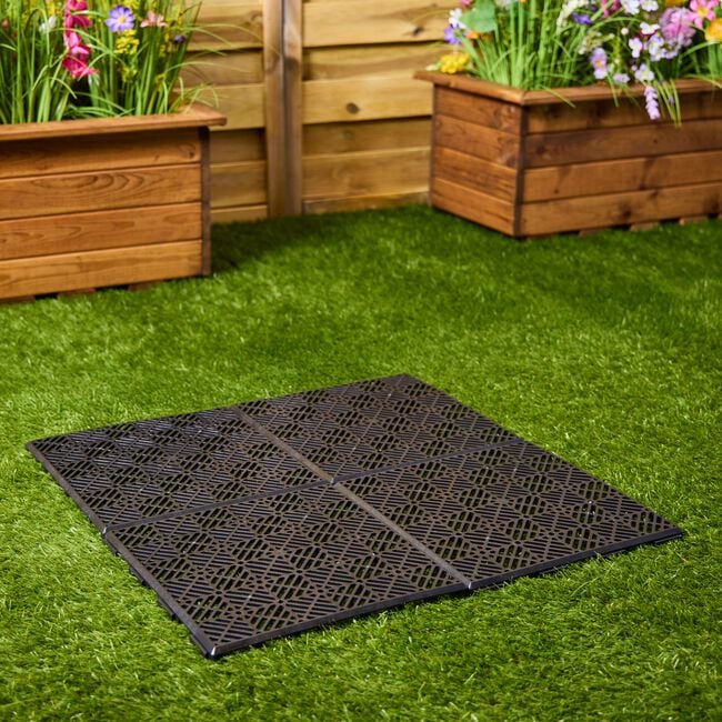 Set of 4 Black Interlocking Garden Tiles