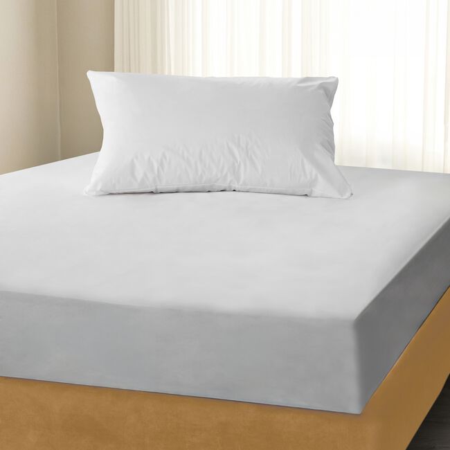 Ultra Water Resistant Pillow Protector 
