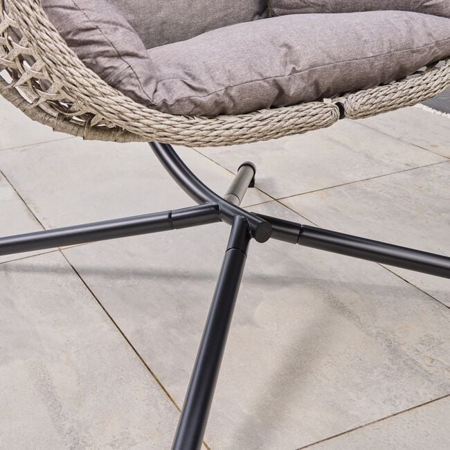 Deluxe Rattan Swing Egg Chair