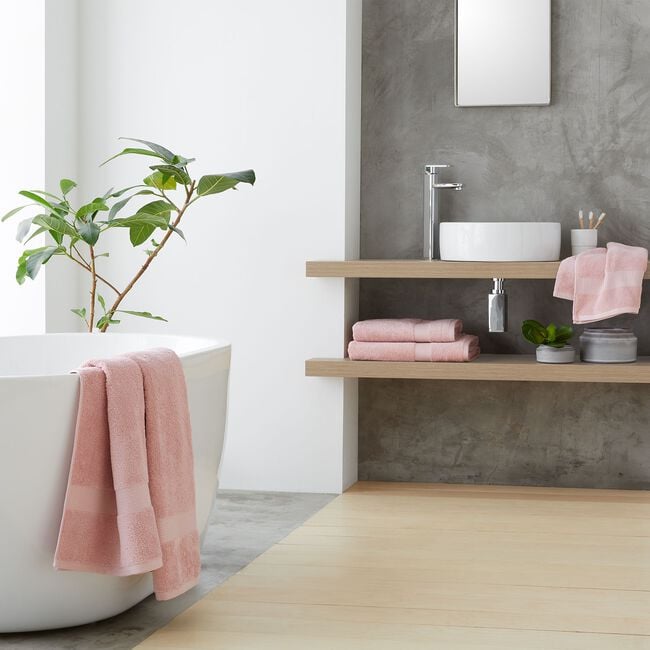 EGYPTIAN COTTON BLUSH Bath Sheet