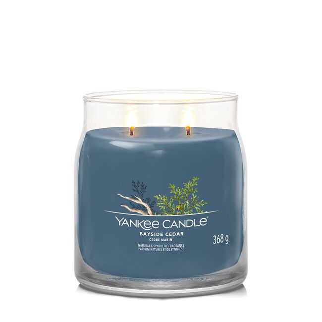 Yankee Candle® Medium Jar - Bayside Cedar