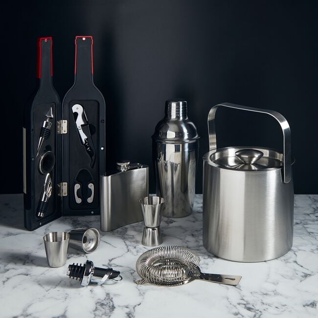 Cashel Living Wine & Bottle Opener with Magnet
