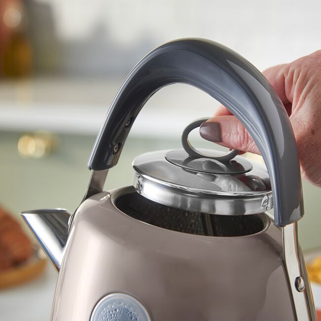 Russell Hobbs Stylevia Mocha 1.5L Kettle
