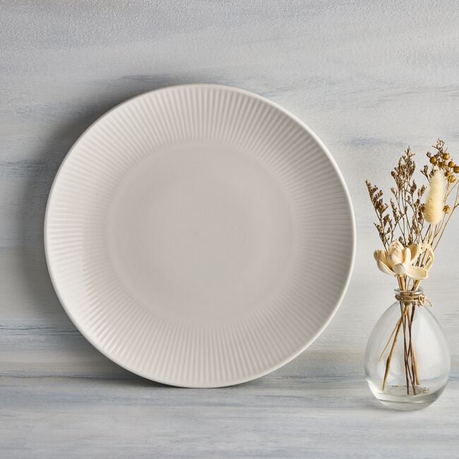 Abney & Croft Embossed Ribbed 16 Piece Dinner Set