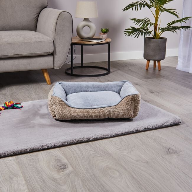 RILEY Small Soft Velvet Pet Bed