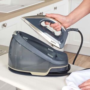 Beldray Power Pro 2.5L Steam Station Iron