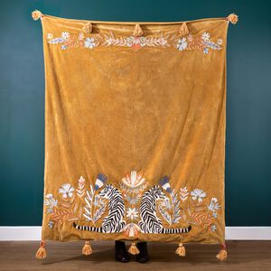 Wydler White Tiger Throw 125cm x 150cm - Gold