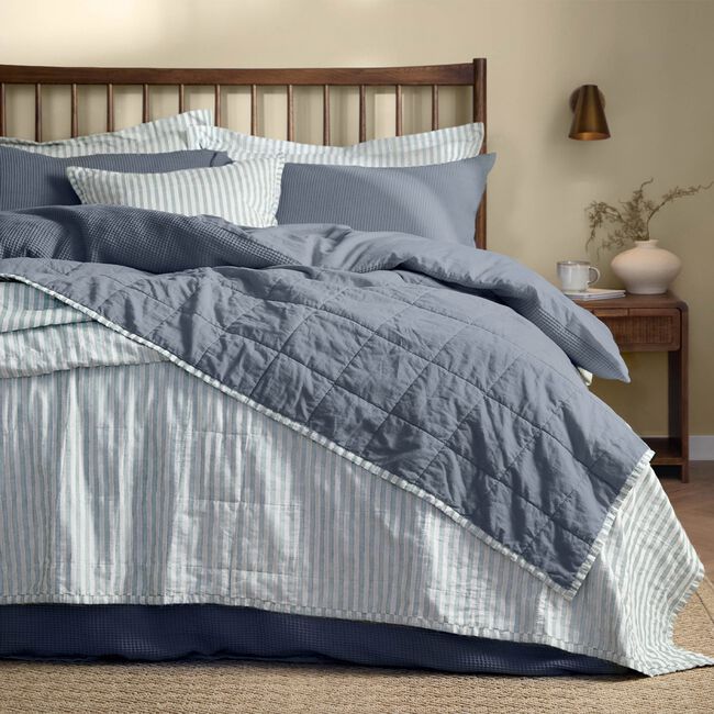 YARD HEBDEN STRIPE MINERAL / DENIM BLUE 150x200cm Bedspread 