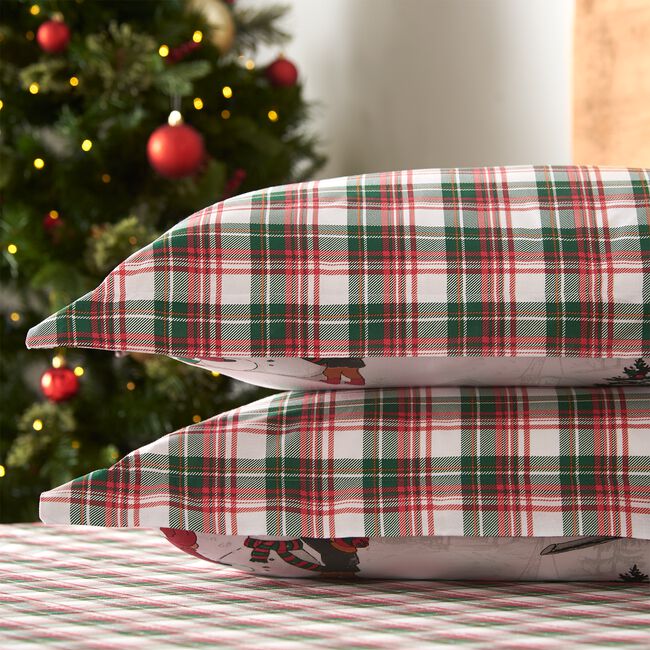 Christmas Scene Oxford Pillowcase Pair