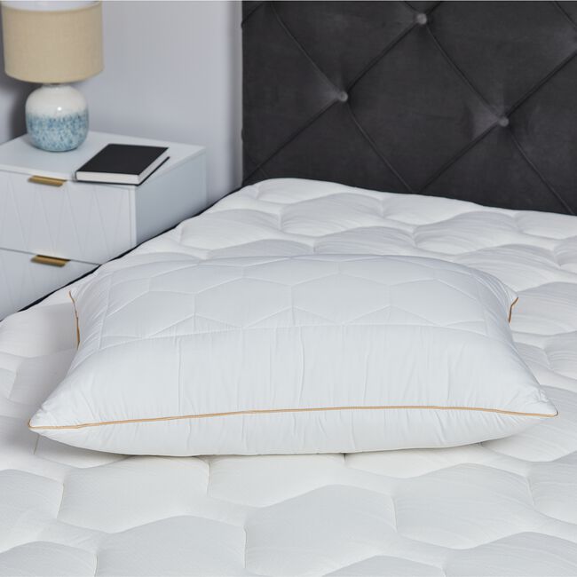Night-Time Glow Up Beauty Pillow