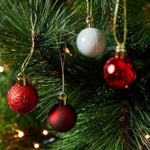 49PACK RED Mini Bauble Set