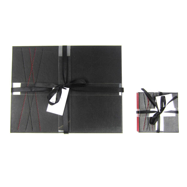 Reversible Diamond Placemats 4 Pack - Black & Red