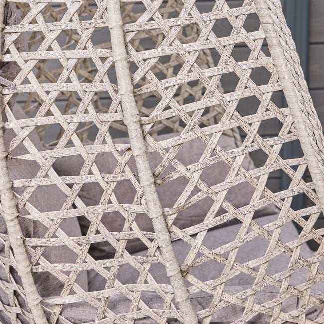 Deluxe Rattan Swing Egg Chair