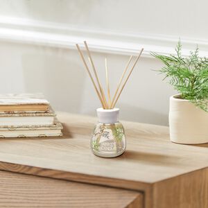 Yankee Candle® Reed Diffuser Bayside Cedar