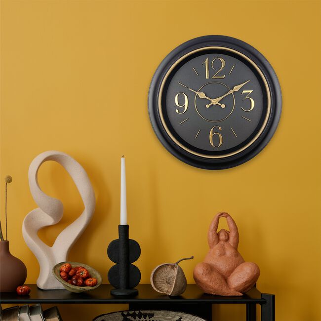 Retro Black Clock 16'' 
