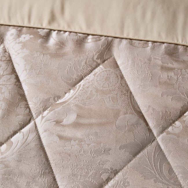 CATHERINE LANSFIELD DAMASK JACQUARD CHAMPAGNE 200x220 Bedspread