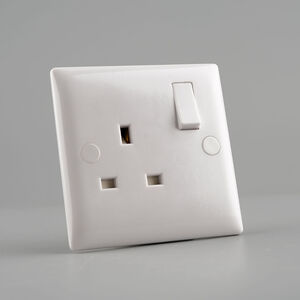 Single Switched Socket Outlet - White
