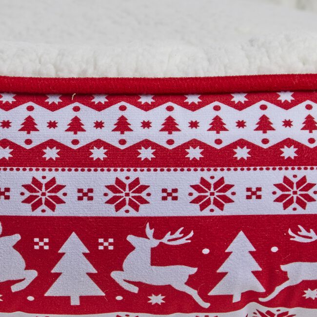 Festive Pet Bed