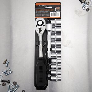 12 Piece Socket Wrench Set 