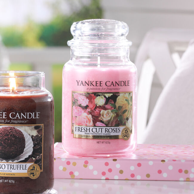 Yankee Candle® Fresh Cut Roses Large Jar 22oz